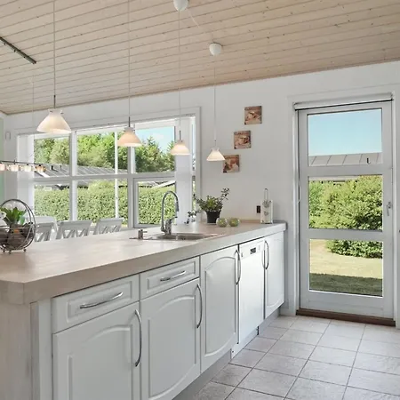 Bertram - 1-9km From The Sea By Interhome Feriehus Hals